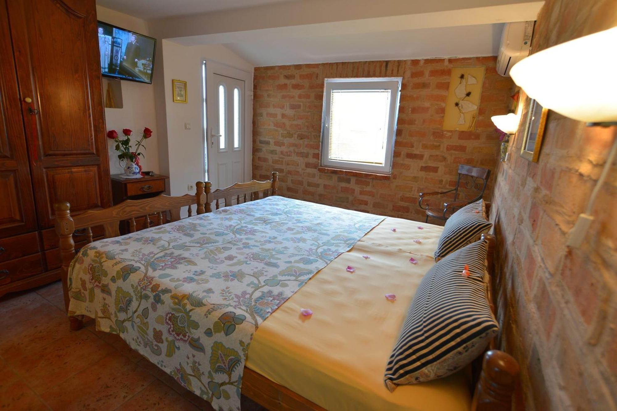 Apartments Palace Mira Mare Tivat Phòng bức ảnh
