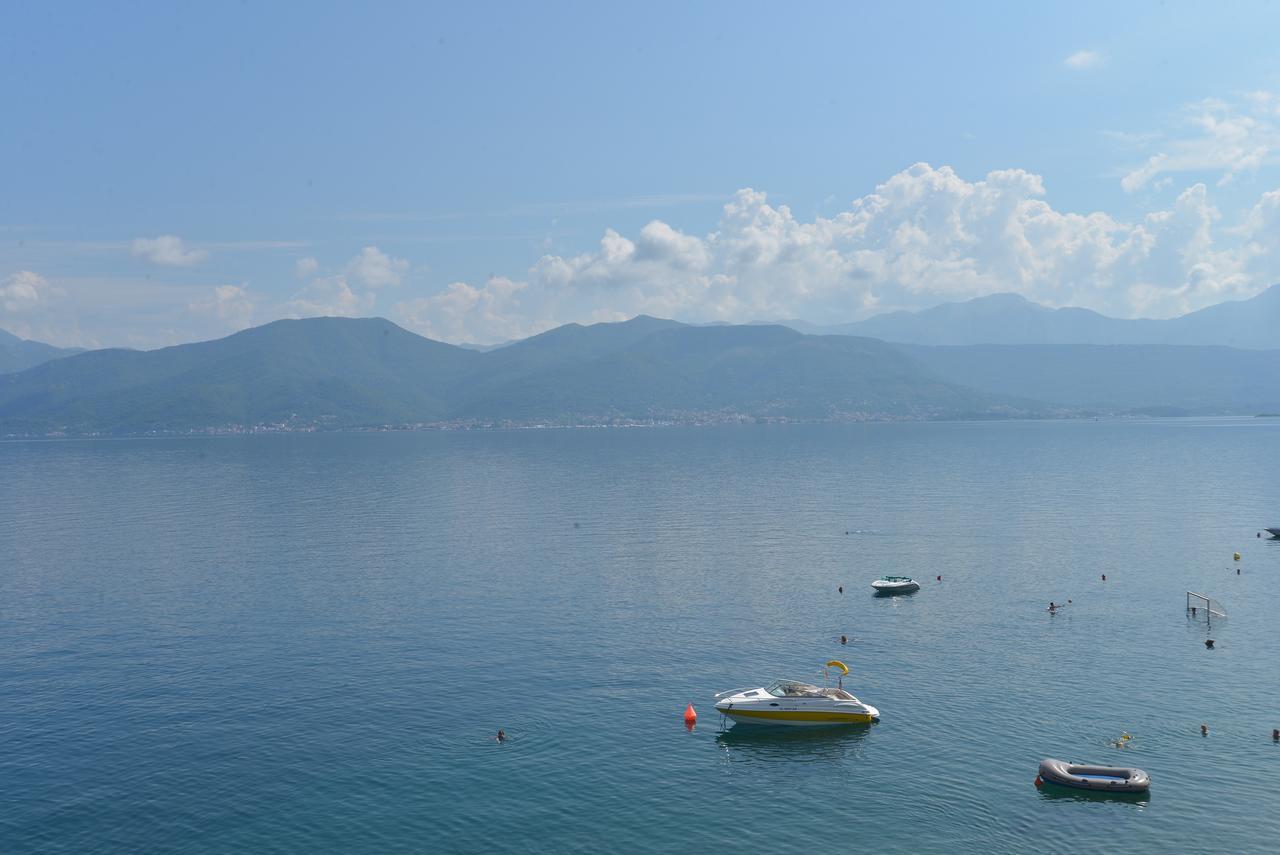 Apartments Palace Mira Mare Tivat Ngoại thất bức ảnh